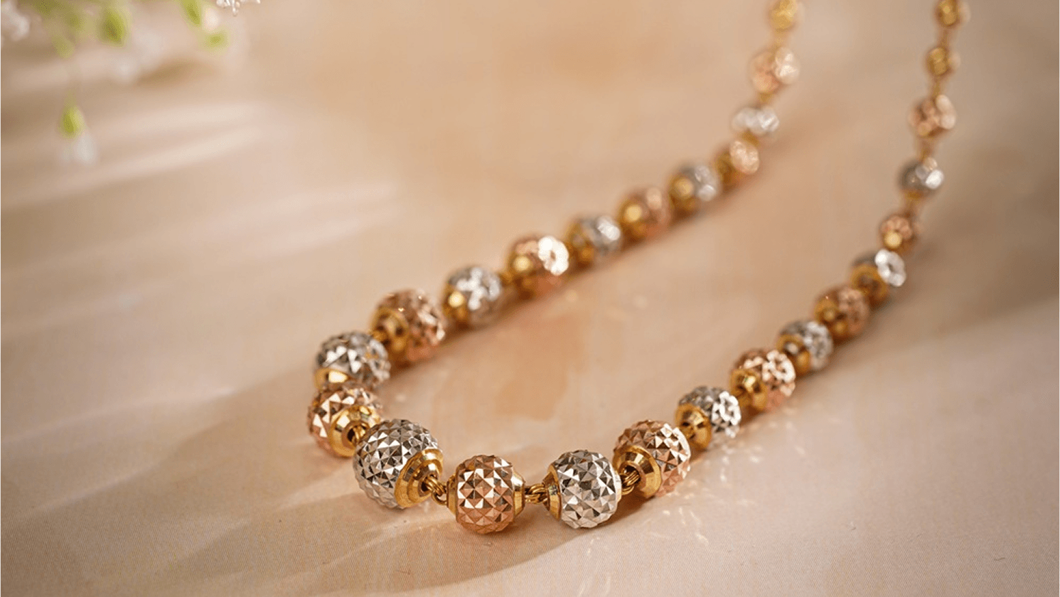 Light as a feather, strong in style